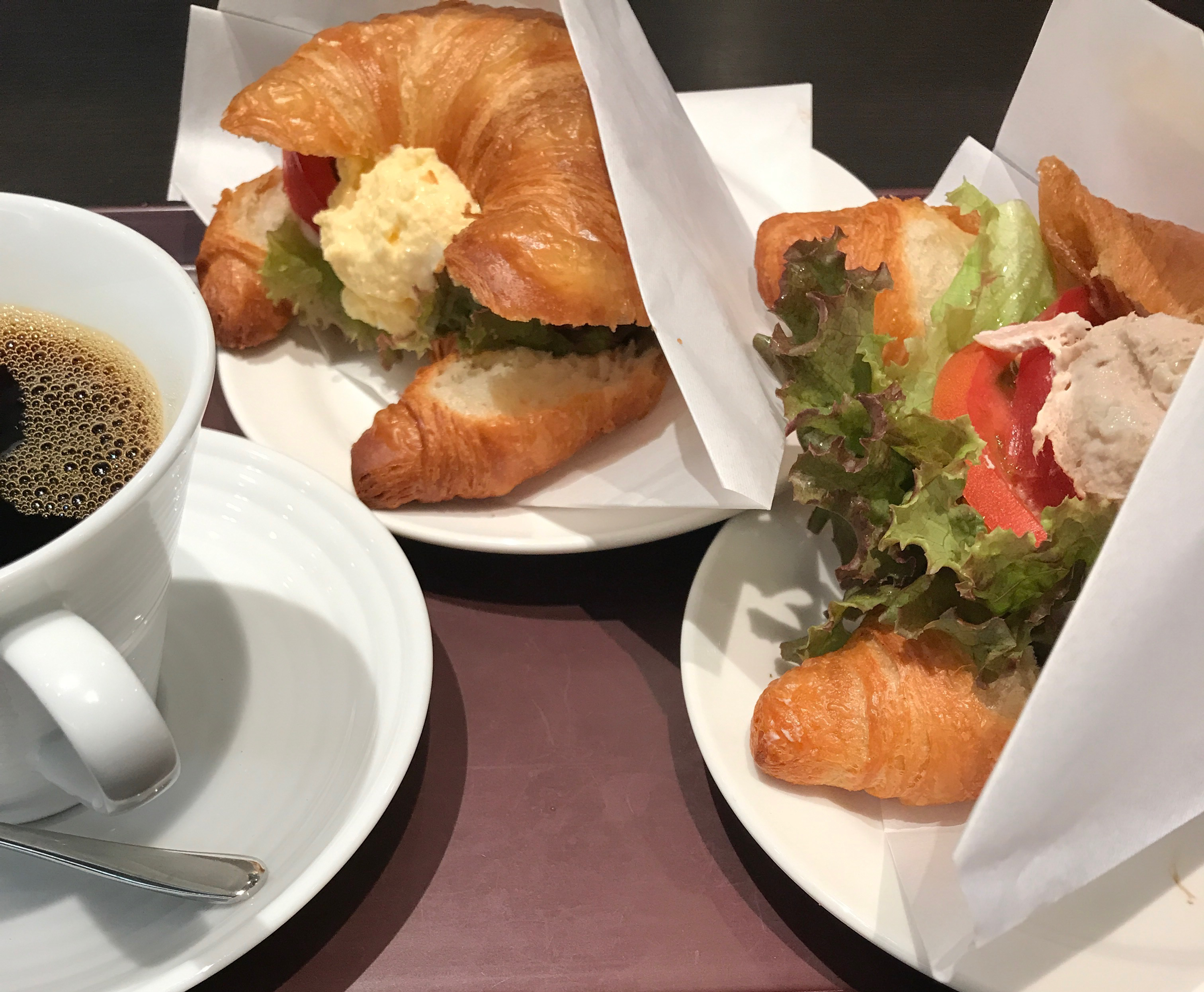 「カフェ珈琲館 渋谷店」は場所と味のわりに空いている